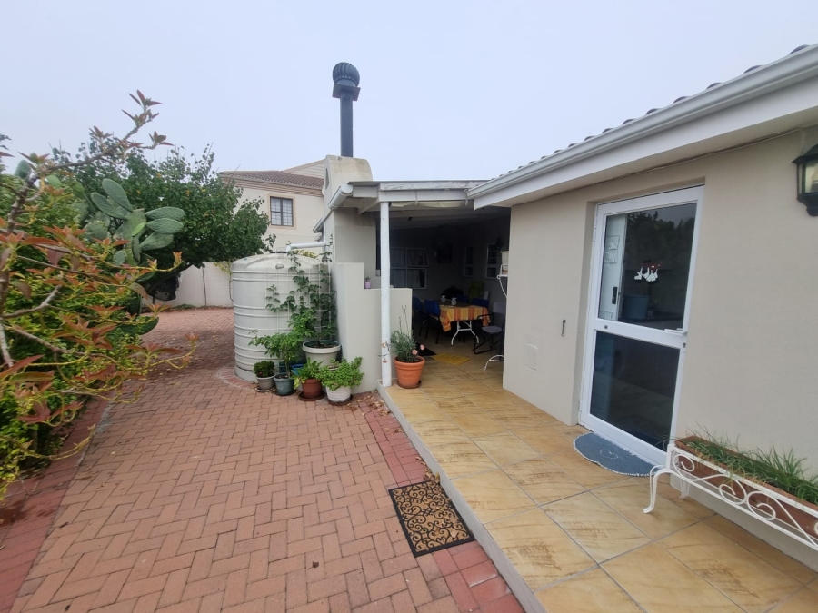 4 Bedroom Property for Sale in Port Owen Western Cape